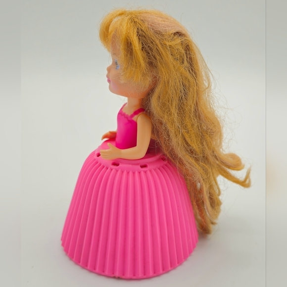 Vintage 1990 Tonka Cutie Fruiti Cherry Chip Cupcake Doll - Picture 3 of 11